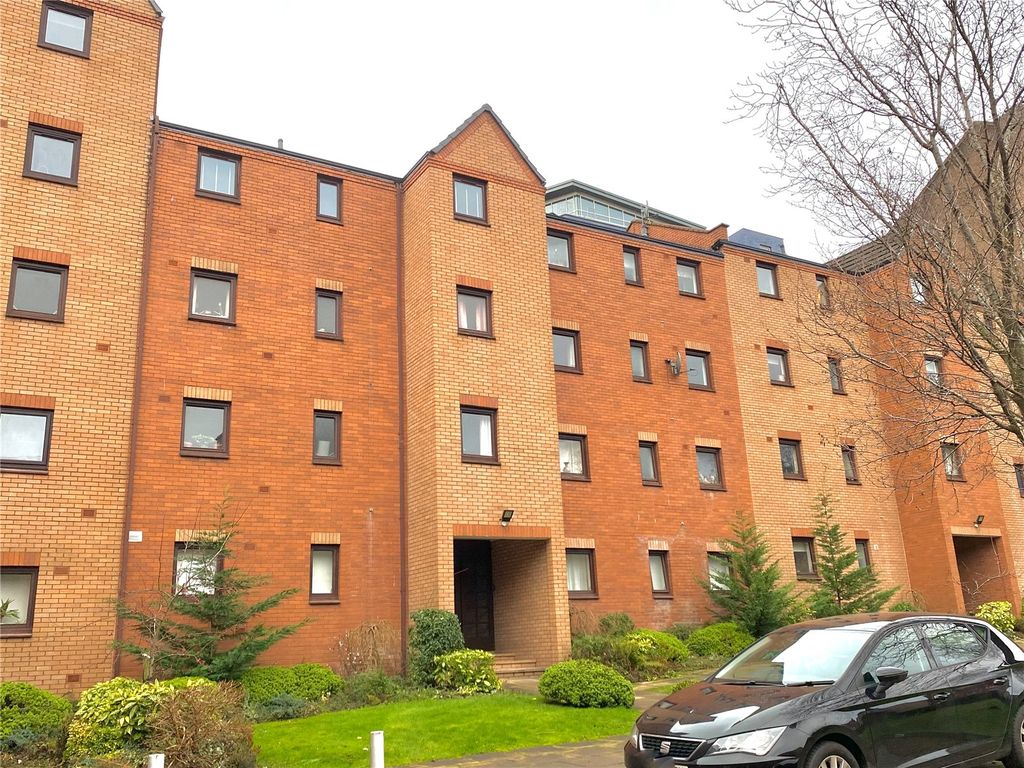 1 bed flat to rent in Albion Gate, Glasgow G1, £1,050 pcm