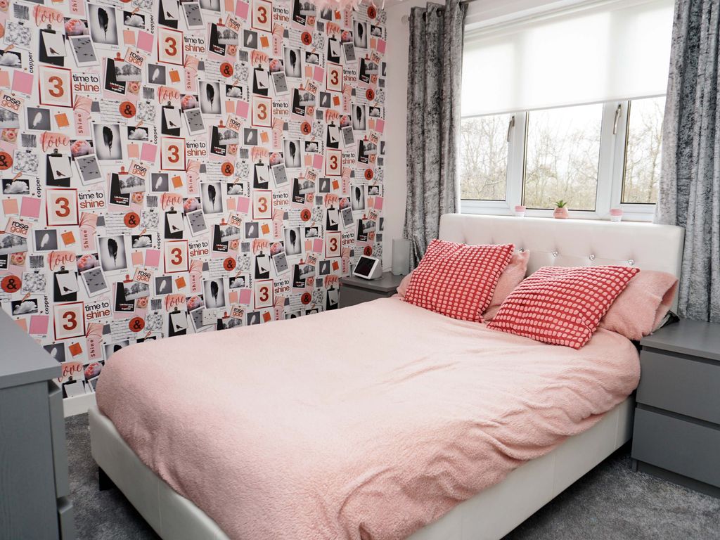 3 bed detached house for sale in Keswick Road, Newlandsmuir, East Kilbride G75, £260,000