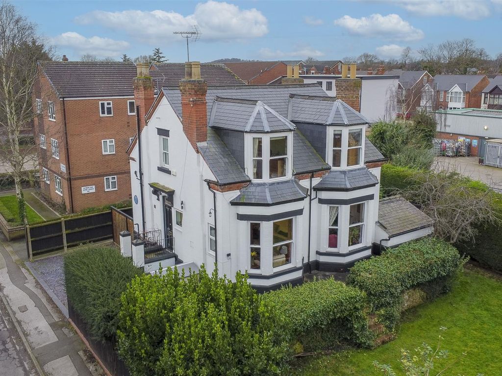 4 bed detached house for sale in Station Road, Beeston, Nottingham NG9, £575,000
