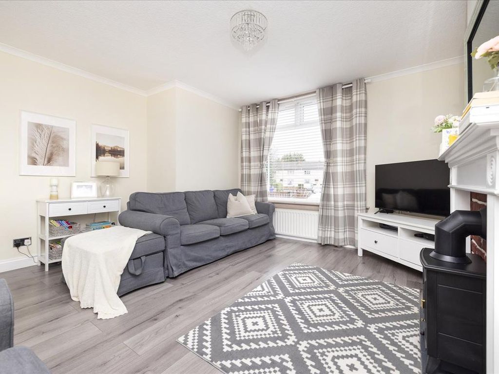 3 bed flat for sale in 60 Park Avenue, Loanhead EH20, £170,000
