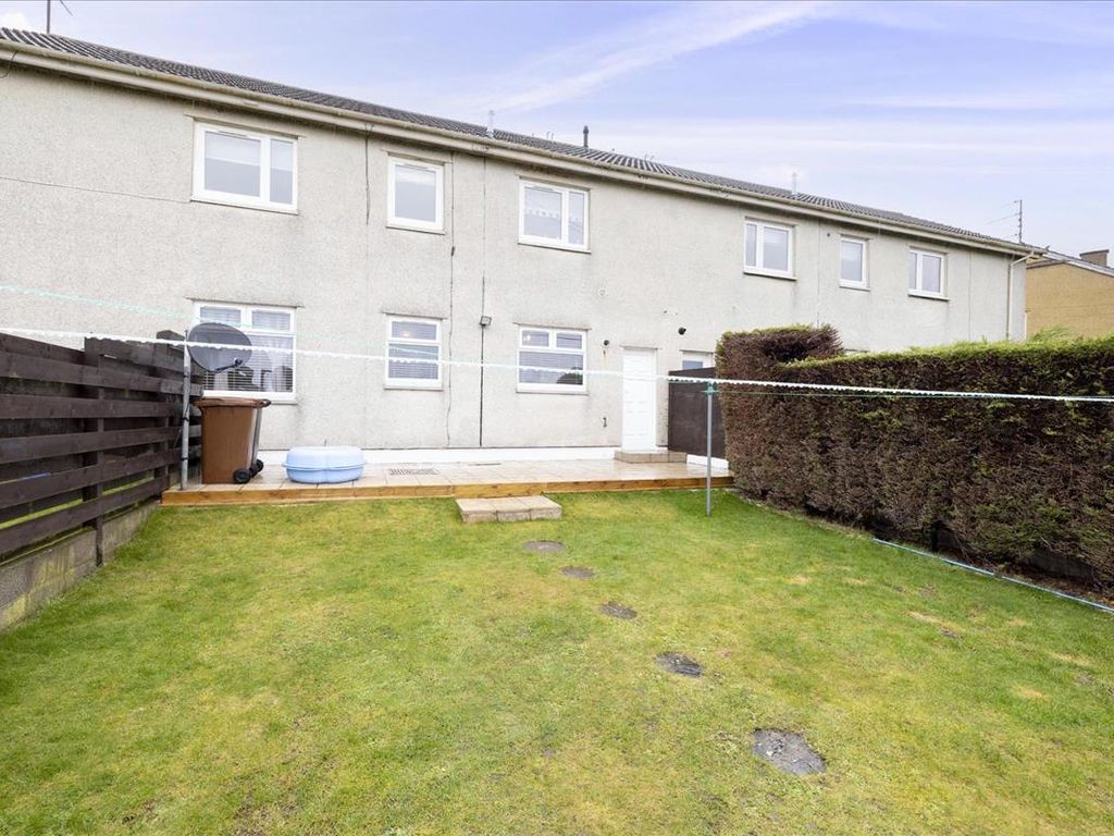 3 bed flat for sale in 60 Park Avenue, Loanhead EH20, £170,000