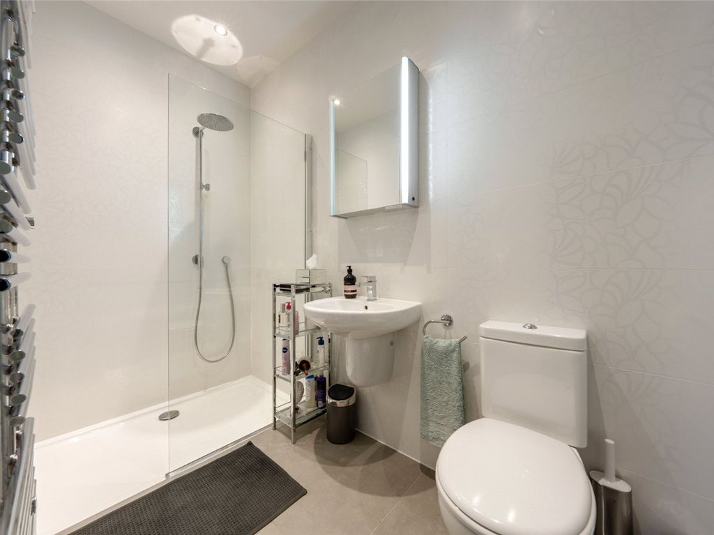 3 bed flat for sale in Randolph Crescent, London W9, £2,500,000