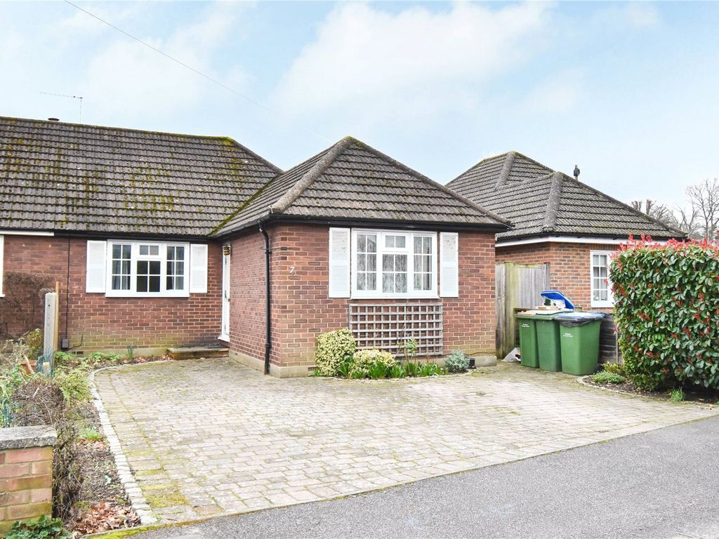 2 bed bungalow for sale in Hersham, Surrey KT12, £595,000