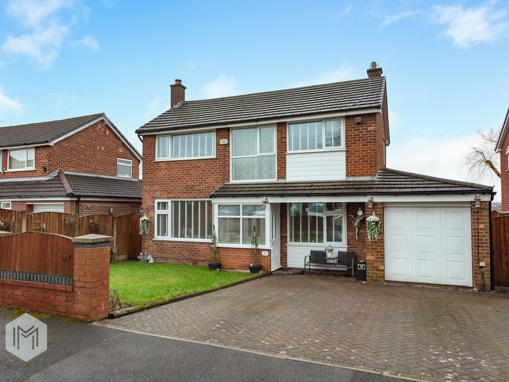 3 bed detached house for sale in Chale Green, Harwood, Bolton BL2, £375,000