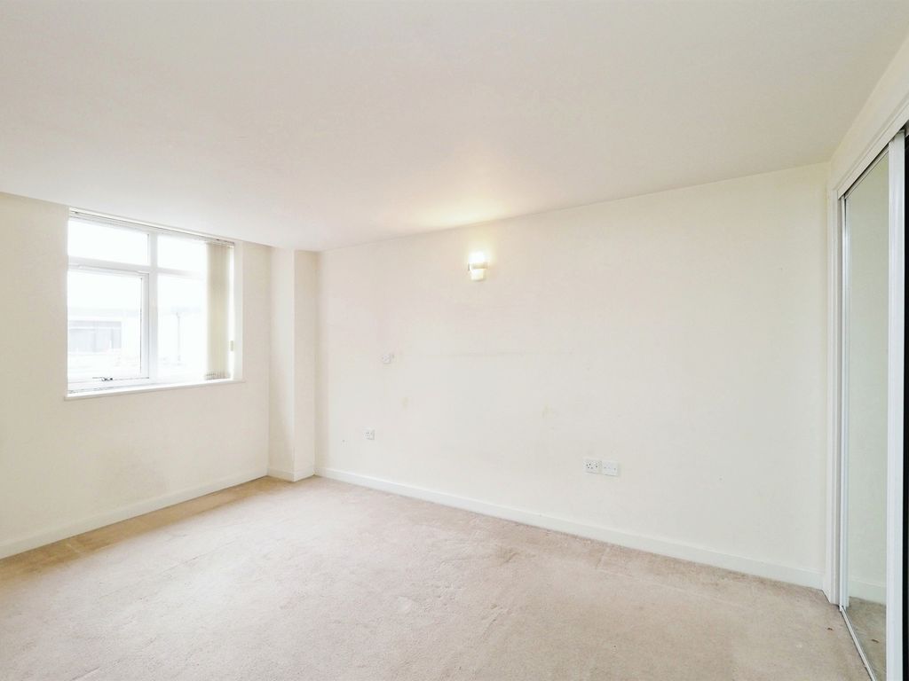 2 bed flat for sale in Rutland Street, Leicester LE1, £125,000
