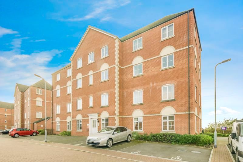 2 bed flat for sale in Anderson Grove, Newport NP19, £140,000