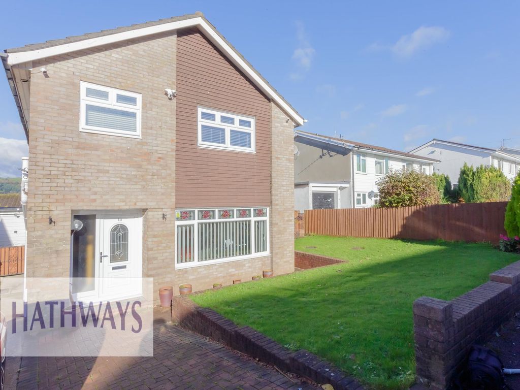 4 bed detached house for sale in Hazel Close, New Inn NP4, £390,000