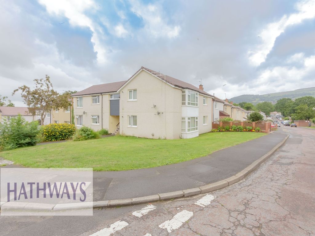 2 bed flat for sale in Ledbrooke Close, Cwmbran NP44, £105,000