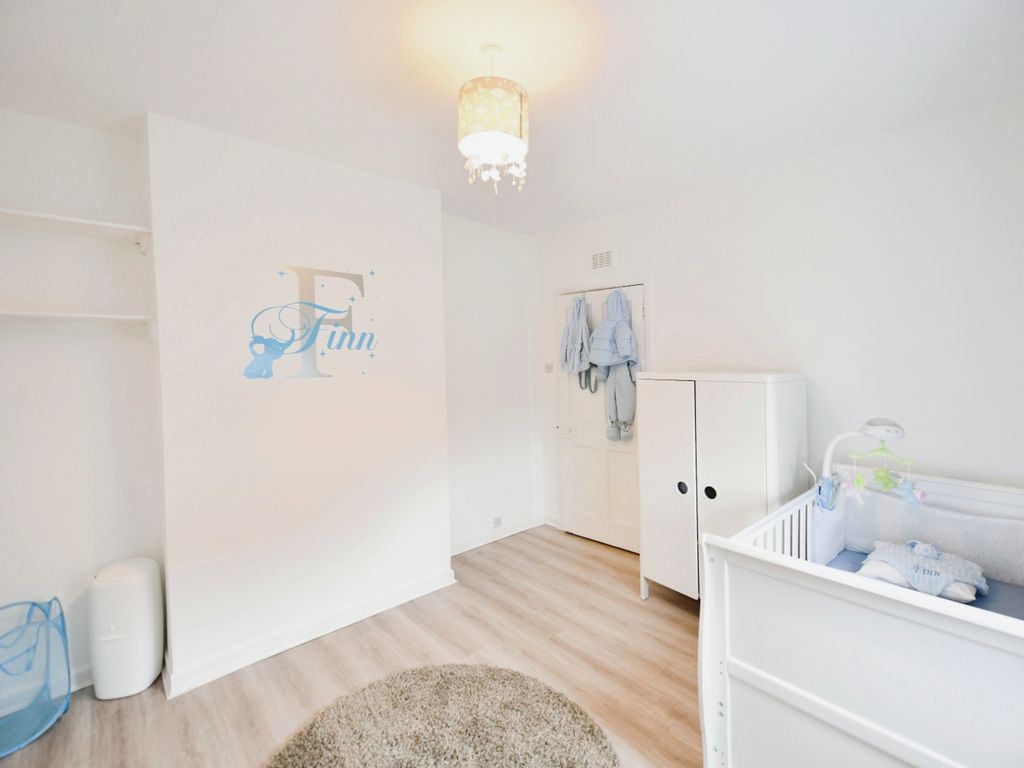 2 bed flat for sale in Corsehill, Kilwinning KA13, £62,500