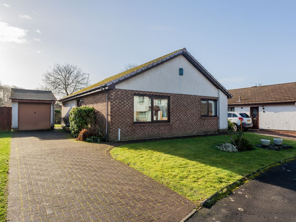 2 bed detached bungalow for sale in 7 Broomlands Gardens, Erskine PA8, £229,000