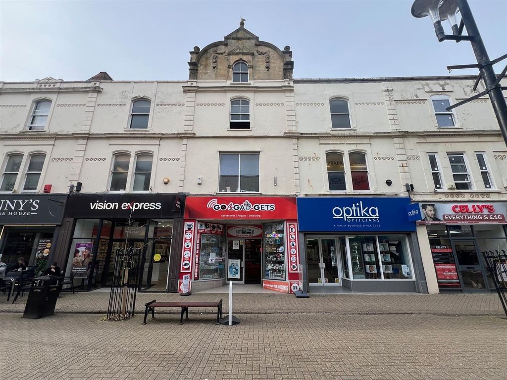 Property for sale in High Street, Weston-Super-Mare BS23, £165,000