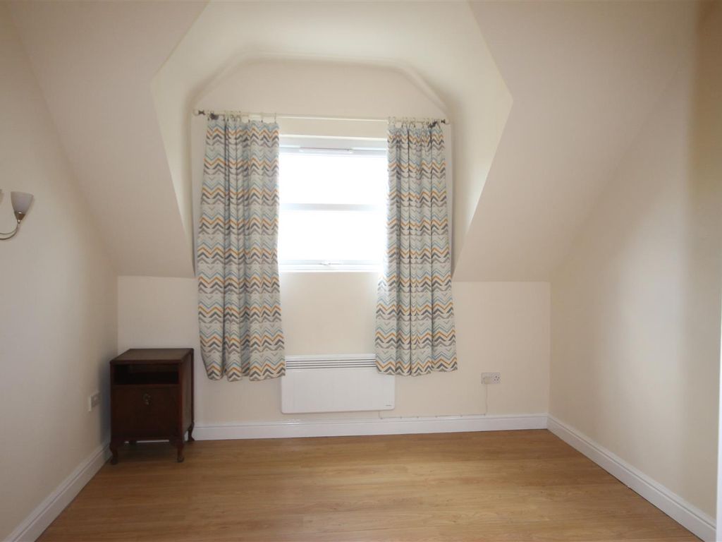 1 bed flat to rent in Eastgate, Cowbridge CF71, £650 pcm
