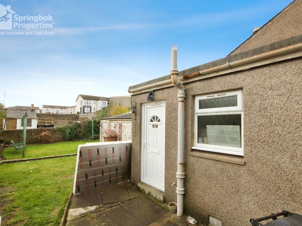 2 bed flat for sale in Clifton Road, Aberdeen, Aberdeenshire AB24, £110,000