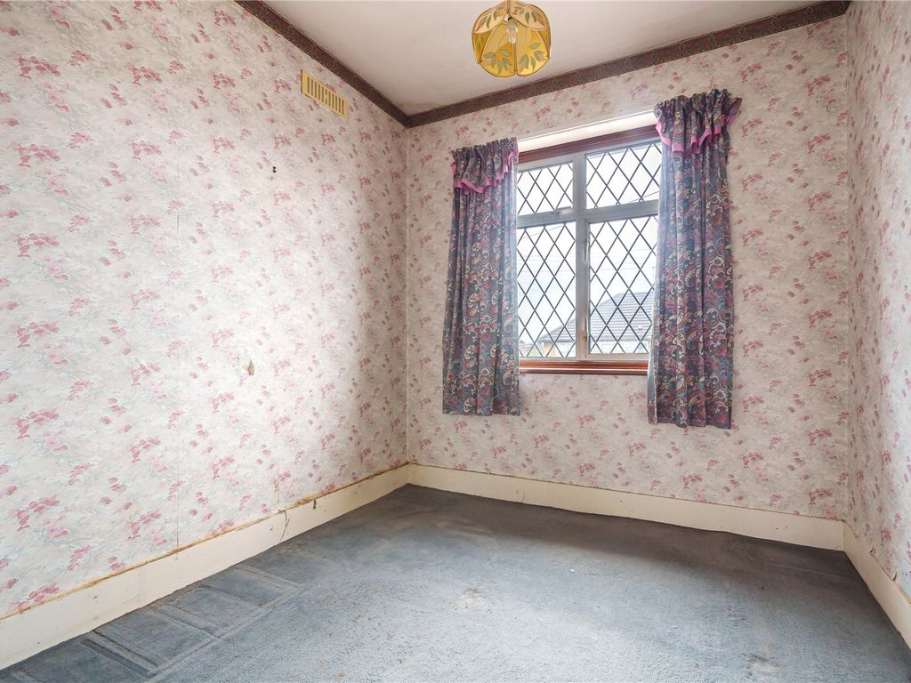 4 bed semi-detached house for sale in Alverstone Avenue, East Barnet, Barnet EN4, £725,000