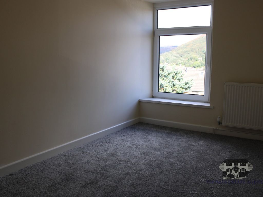 3 bed terraced house to rent in Kenry Street, Tonypandy, Rhondda Cynon Taff. CF40, £795 pcm