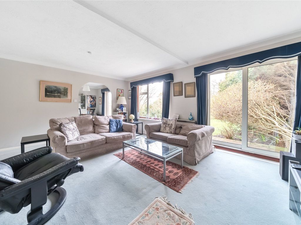 4 bed detached house for sale in Kinnaird Avenue, Bromley BR1, £650,000