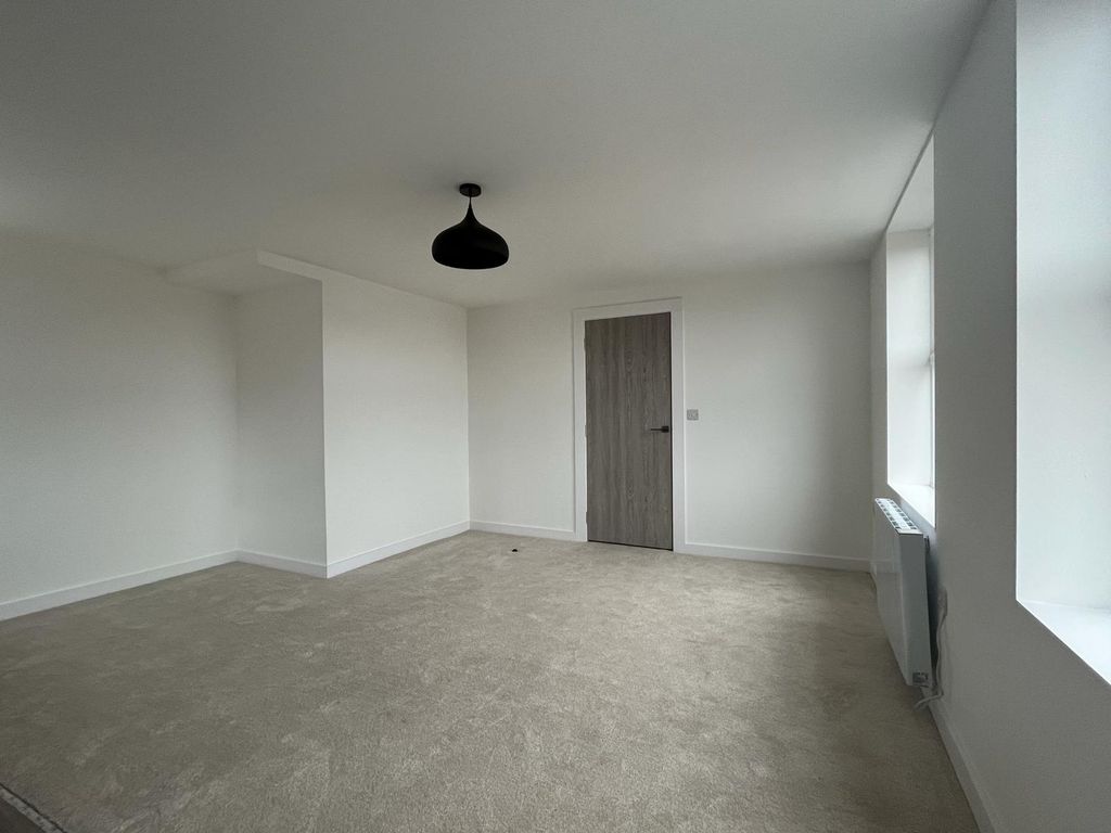 1 bed flat to rent in High Street, Tibshelf, Alfreton DE55, £575 pcm