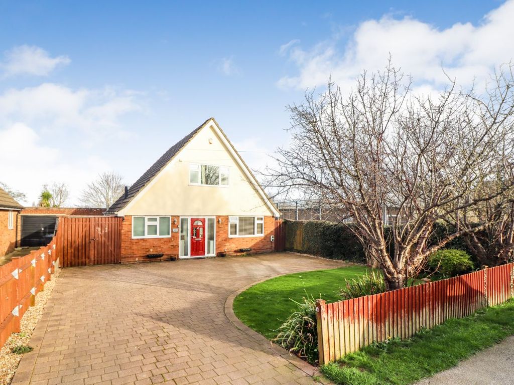3 bed detached house for sale in Lower Shelton Road, Marston Moretaine, Bedford MK43, £450,000