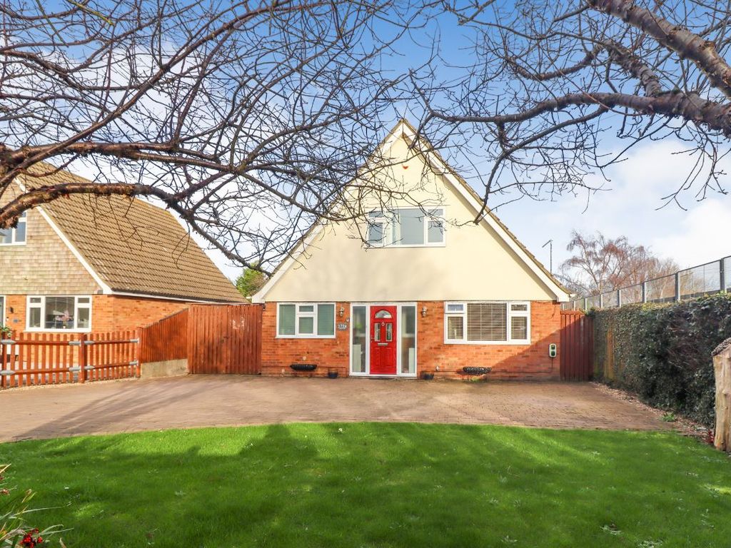 3 bed detached house for sale in Lower Shelton Road, Marston Moretaine, Bedford MK43, £450,000