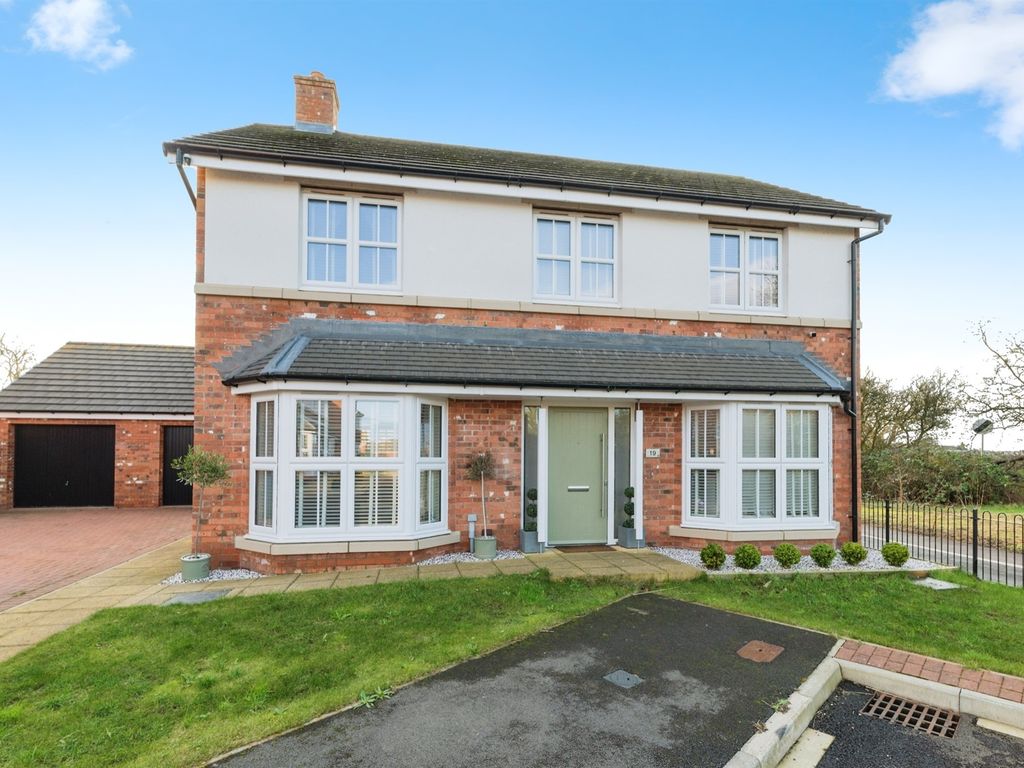 4 bed detached house for sale in Linden Crescent, Yarm TS15, £425,000