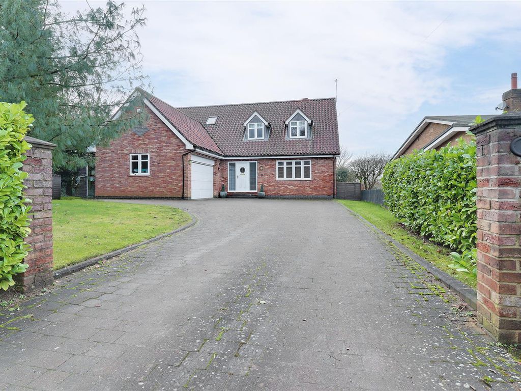 4 bed detached house for sale in Brough Road, South Cave, Brough HU15, £500,000
