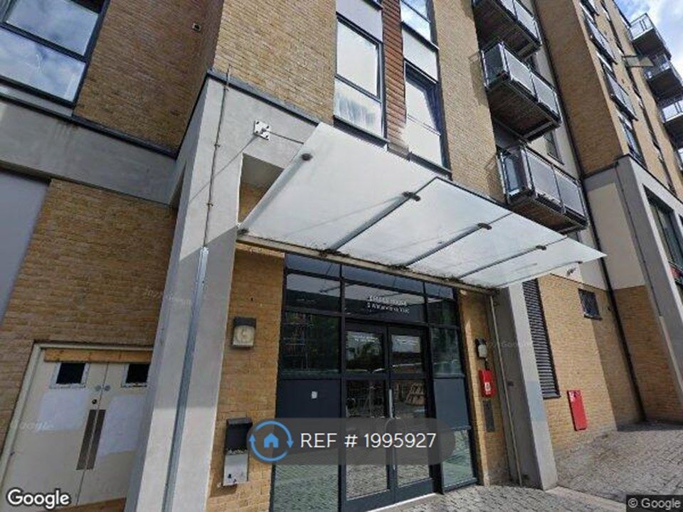 2 bed flat to rent in Bridge House, Croydon CR0, £1,950 pcm