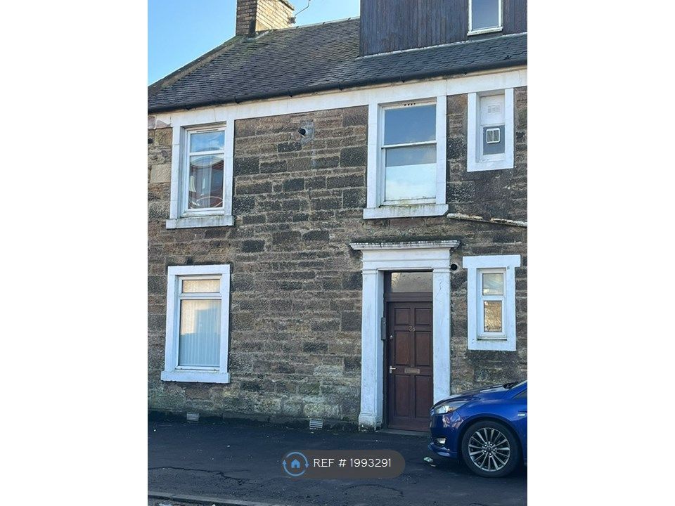 3 bed maisonette to rent in Sharon Street, Dalry KA24, £650 pcm