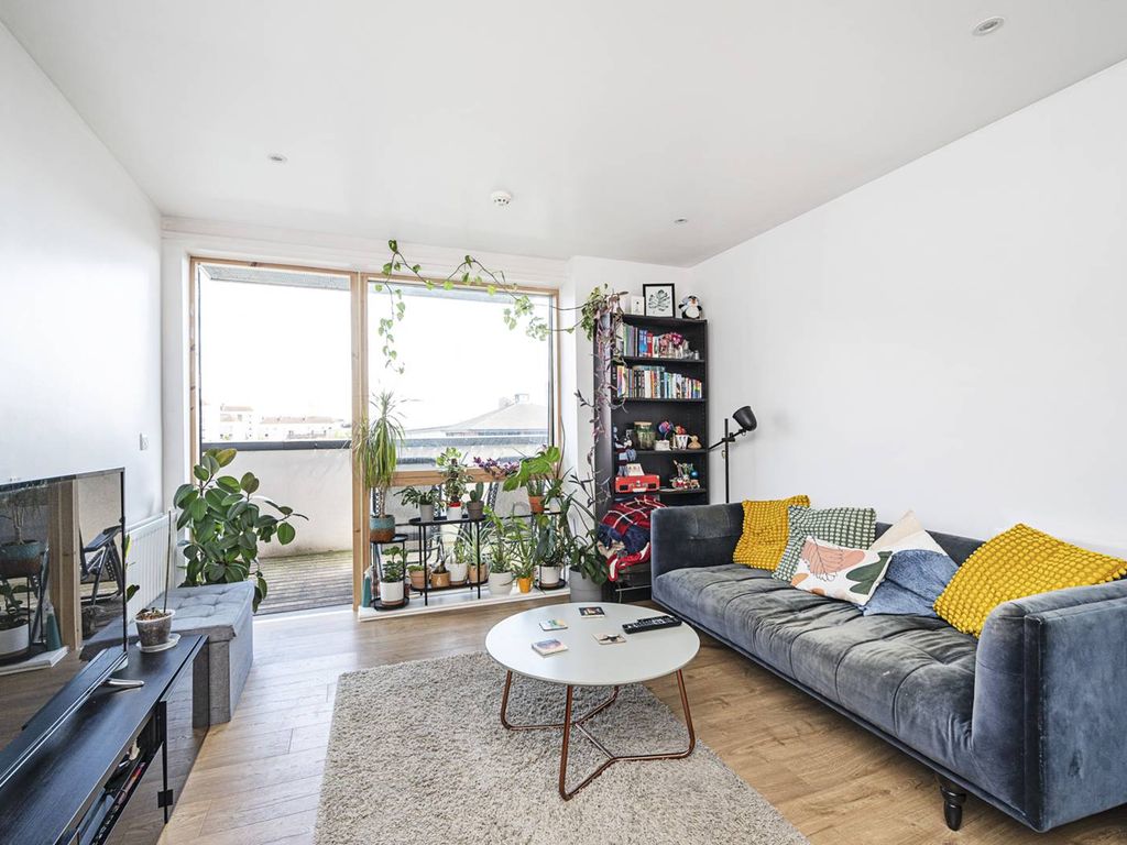 2 bed flat for sale in Barry Blandford Way, Bow, London E3, £450,000