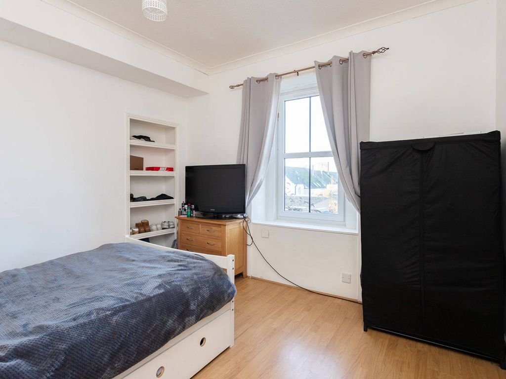 1 bed flat for sale in High Street, Arbroath DD11, £50,000