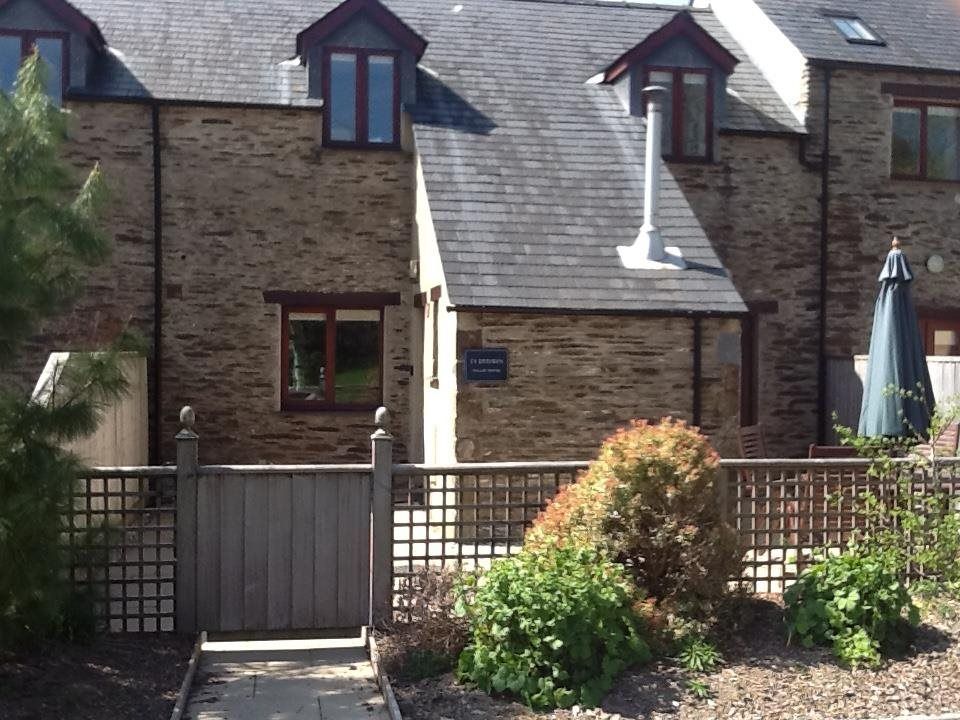 2 bed cottage to rent in Llanllawddog, Carmarthen, Carmarthenshire SA32, £1,100 pcm