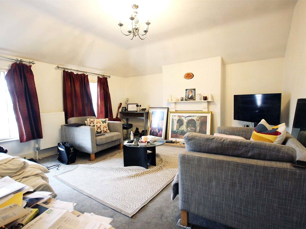 1 bed flat for sale in Chaucer Road, Bedford, Bedfordshire MK40, £165,000