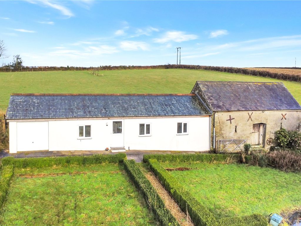 5 bed detached house for sale in Saltash, Cornwall PL12, £725,000