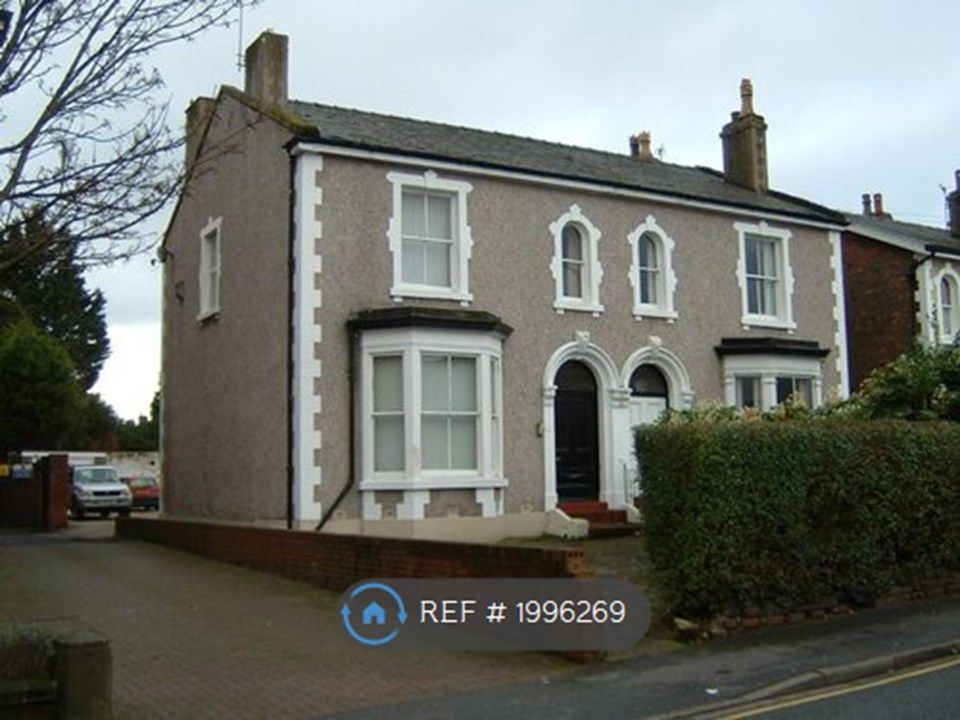 6 bed semi-detached house to rent in Derby Street, Ormskirk L39, £563 pcm