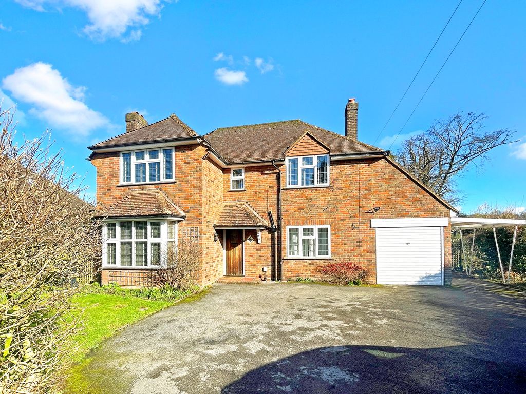 4 bed detached house for sale in Wycombe Road, Prestwood, Great Missenden HP16, £1,000,000