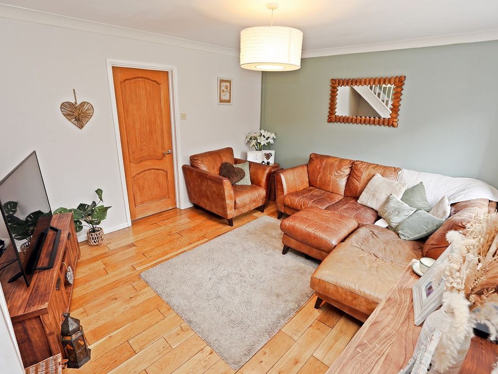 3 bed end terrace house for sale in Ffordd Y Bedol, Coed-Y-Cwm, Pontypridd CF37, £200,000