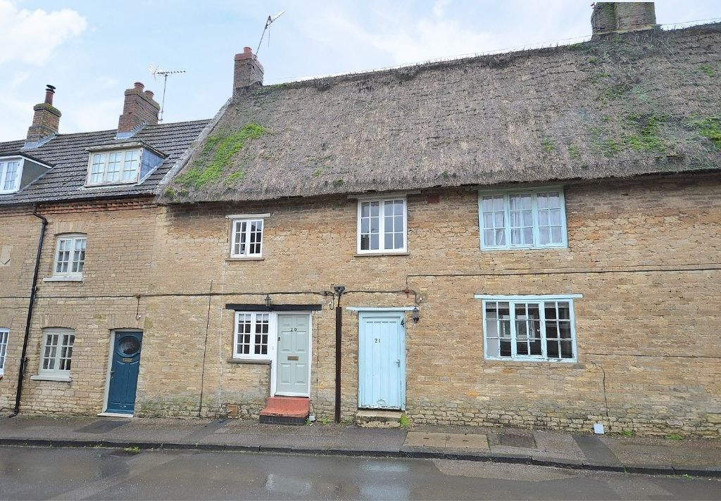 2 bed cottage for sale in Gold Street, Podington, Wellingborough NN29, £275,000