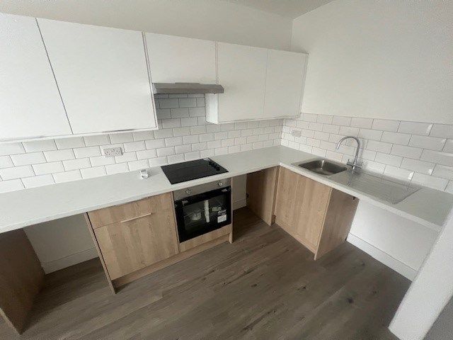 1 bed flat to rent in Old Christchurch Road, Bournemouth BH1, £875 pcm