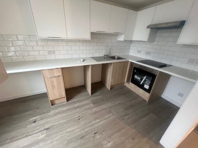 1 bed flat to rent in Old Christchurch Road, Bournemouth BH1, £875 pcm