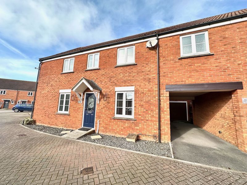 4 bed terraced house for sale in Hawks Rise, Yeovil BA22, £310,000