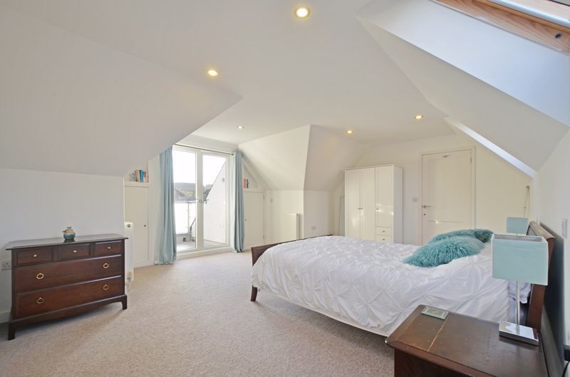 2 bed detached house for sale in Greenbank Road, Devoran, Truro TR3, £615,000