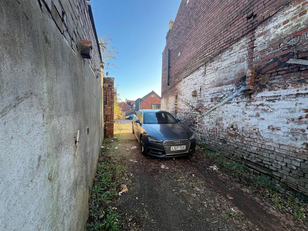 Land for sale in Stokes Croft, Bristol BS1, £150,000