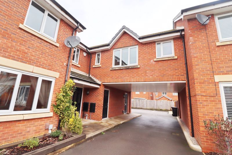 1 bed flat for sale in Cotton Fields, Worsley, Manchester M28, £125,000