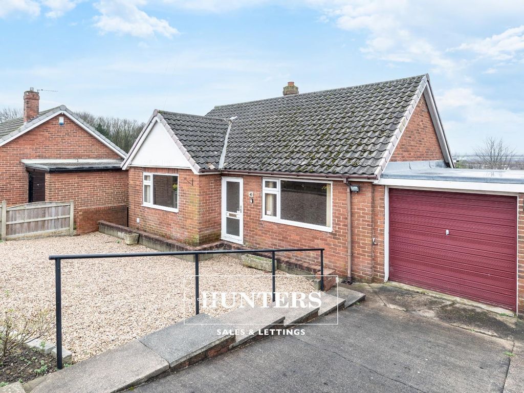 2 bed detached bungalow for sale in Broomhill, Castleford WF10, £240,000