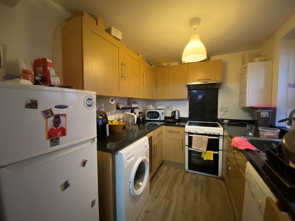 1 bed flat for sale in 66 Kettering Court, 4 Brigstock Road, Thornton Heath, Surrey CR7, £130,000
