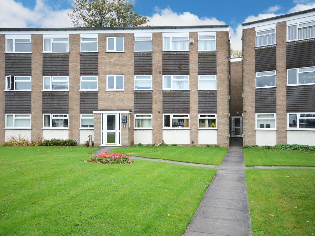 2 bed flat for sale in Aimsbury Court, Coventry Road, Sheldon B26, £139,950
