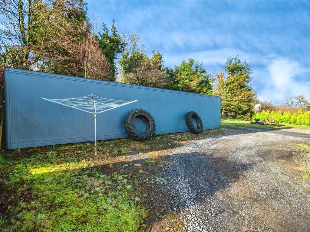 4 bed bungalow for sale in Nantgaredig, Carmarthen, Carmarthenshire SA32, £389,000