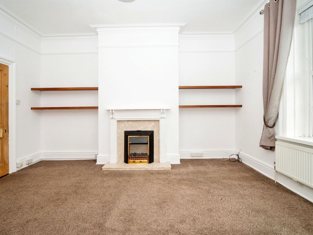 1 bed flat for sale in West Mills Road, Dorchester DT1, £175,000