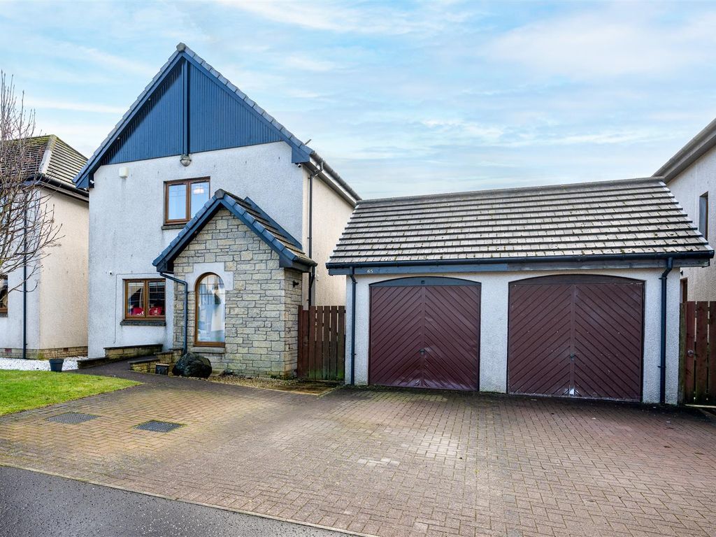 3 bed detached house for sale in Emmock Woods Drive, Dundee DD4, £285,000