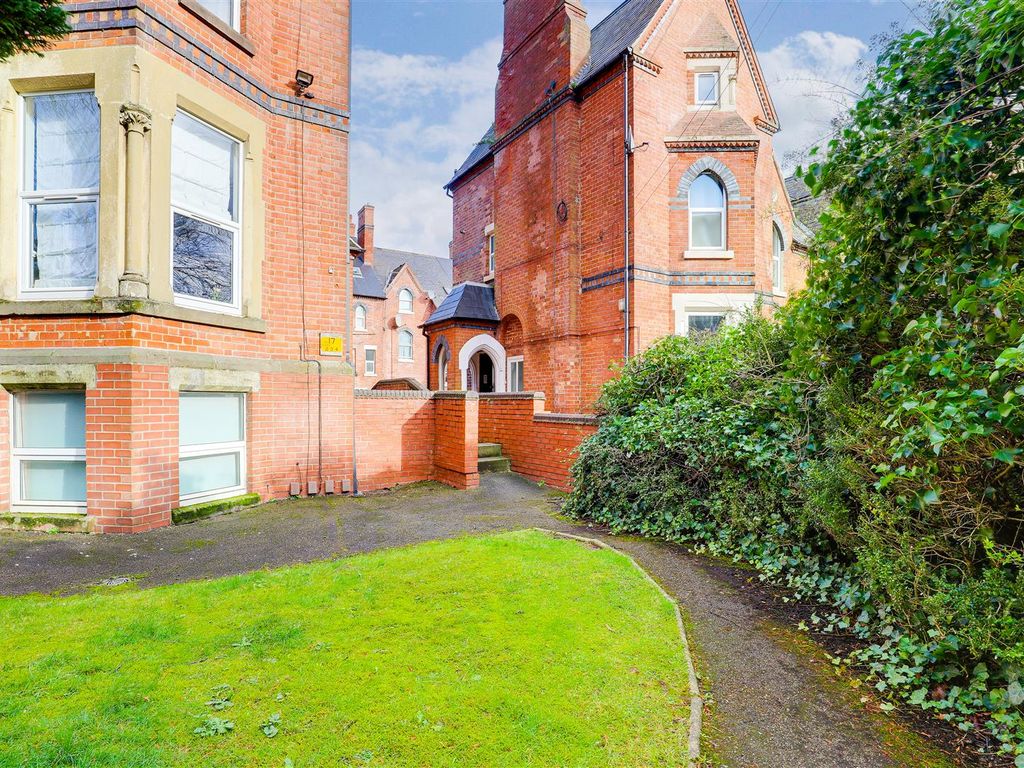 1 bed flat for sale in All Saints Street, Nottingham, Nottinghamshire NG7, £140,000