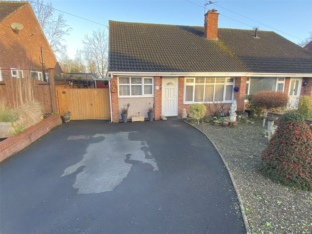 3 bed bungalow for sale in Highfields, Shrewsbury, Shropshire SY2, £340,000